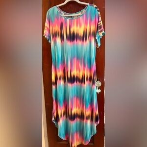 Vibrant long vacation maxi dress